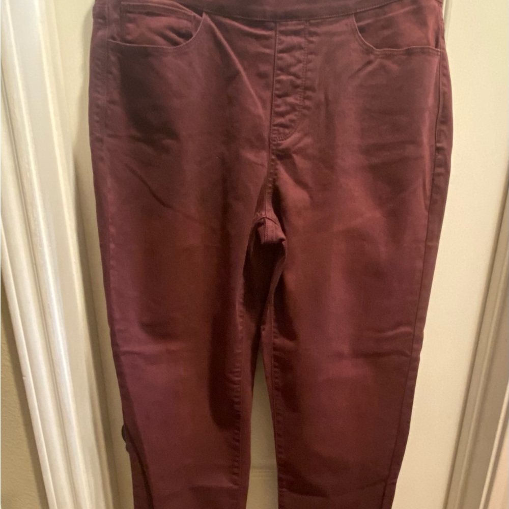 Burgundy straight leg full length jeggings